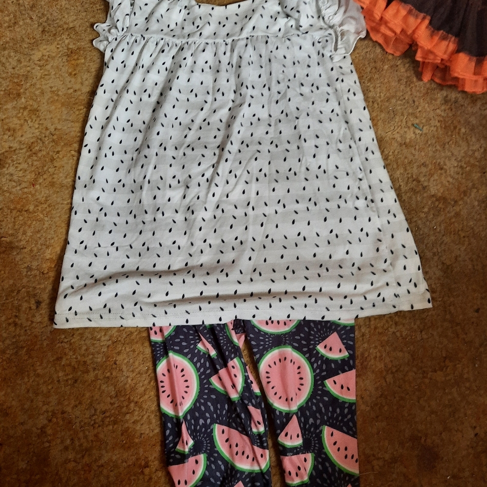 Pete + Lucy Outfit